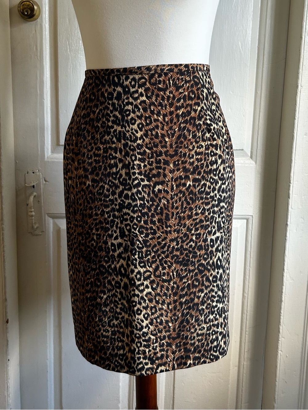 Vintage Saviola Leopard Print Pencil Skirt Black Brown Tan Polyester Size 12